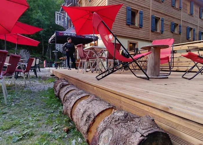 1861 Auberge de jeunesse *